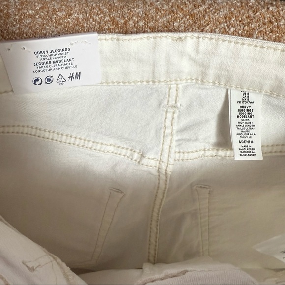 NWT H&M Ultra High Waist Curvy Jeggings - Picture 9 of 9